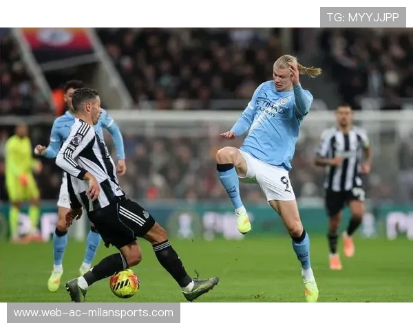 哈兰德助攻福登，曼城在欧冠小组赛中保持不败，哈兰德穿曼城球衣